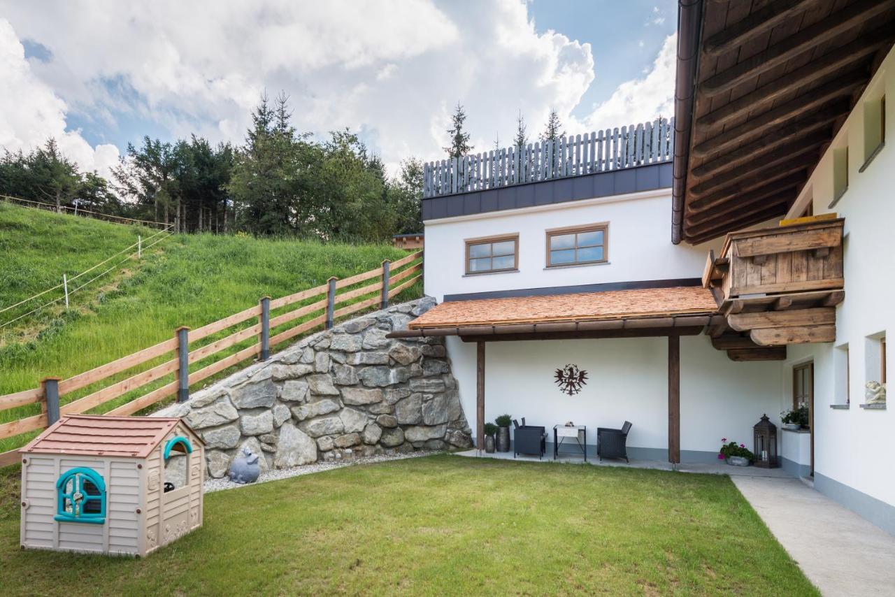 Ninas Residenzerl Apartment Kolsassberg Bagian luar foto